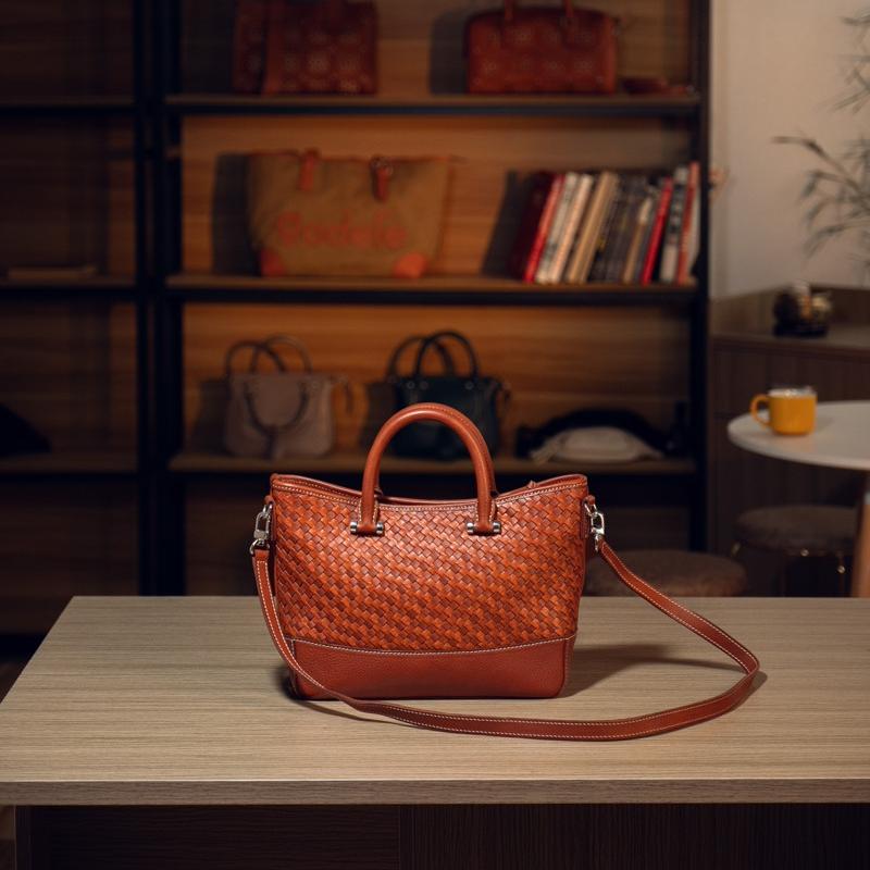 Was macht gewebte Taschen aus pflanzlich gegerbtem Leder zu einer Wahl für langfristige Qualität und zeitlosen Stil?